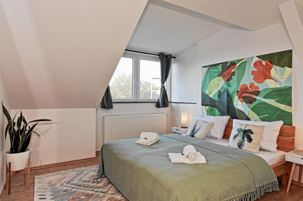 Stay&Dream - 75M² - Two Bedrooms - Kitchen - Netflix เอสเซน ภายนอก รูปภาพ