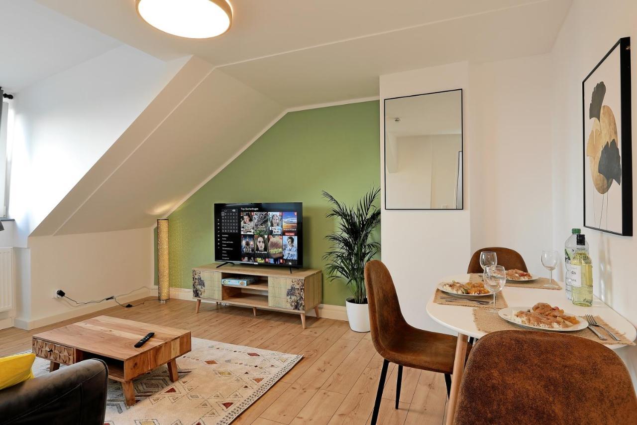 Stay&Dream - 75M² - Two Bedrooms - Kitchen - Netflix เอสเซน ภายนอก รูปภาพ